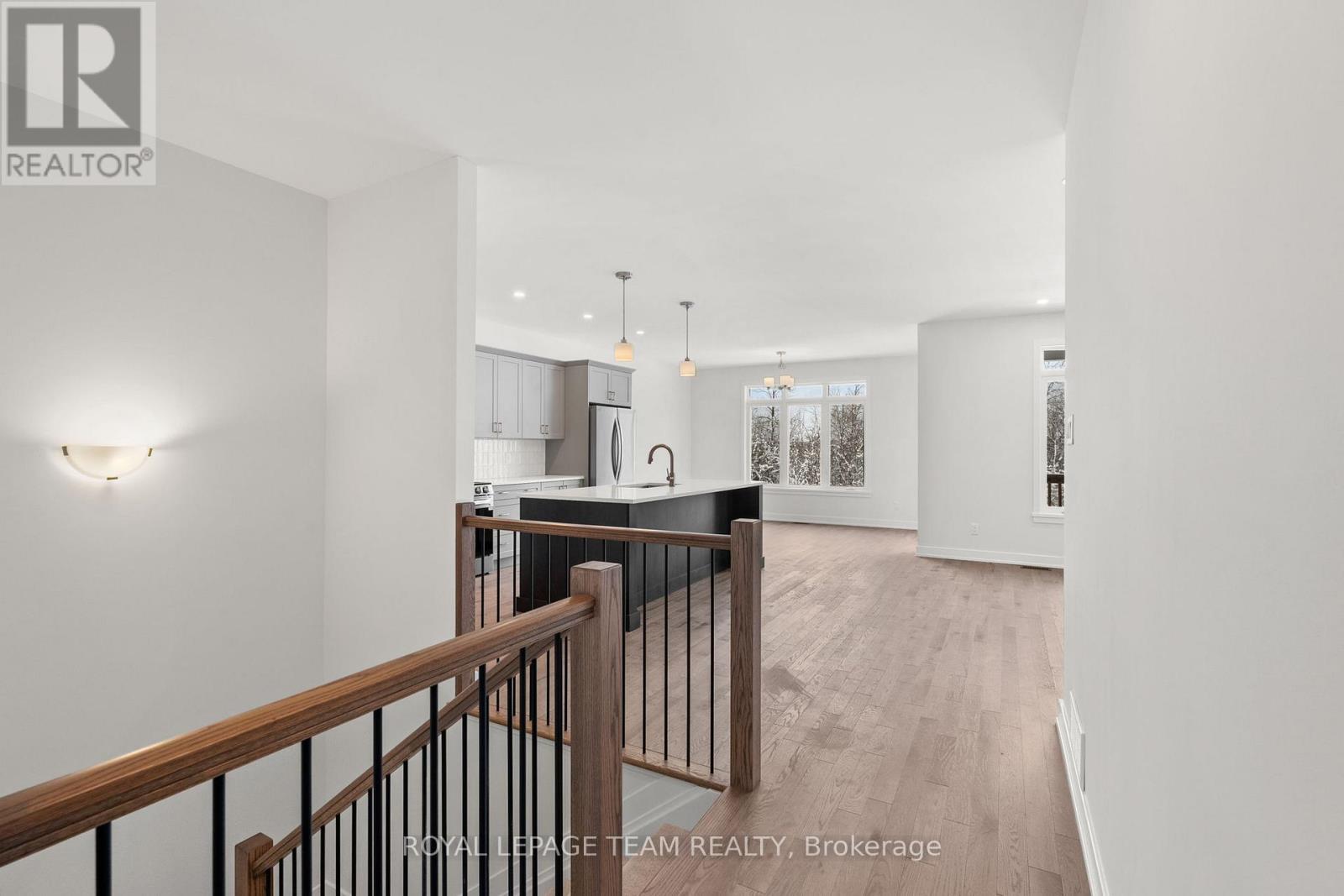 1086 Moore Street, Brockville, ON - Indoor Photo Showing Other Room