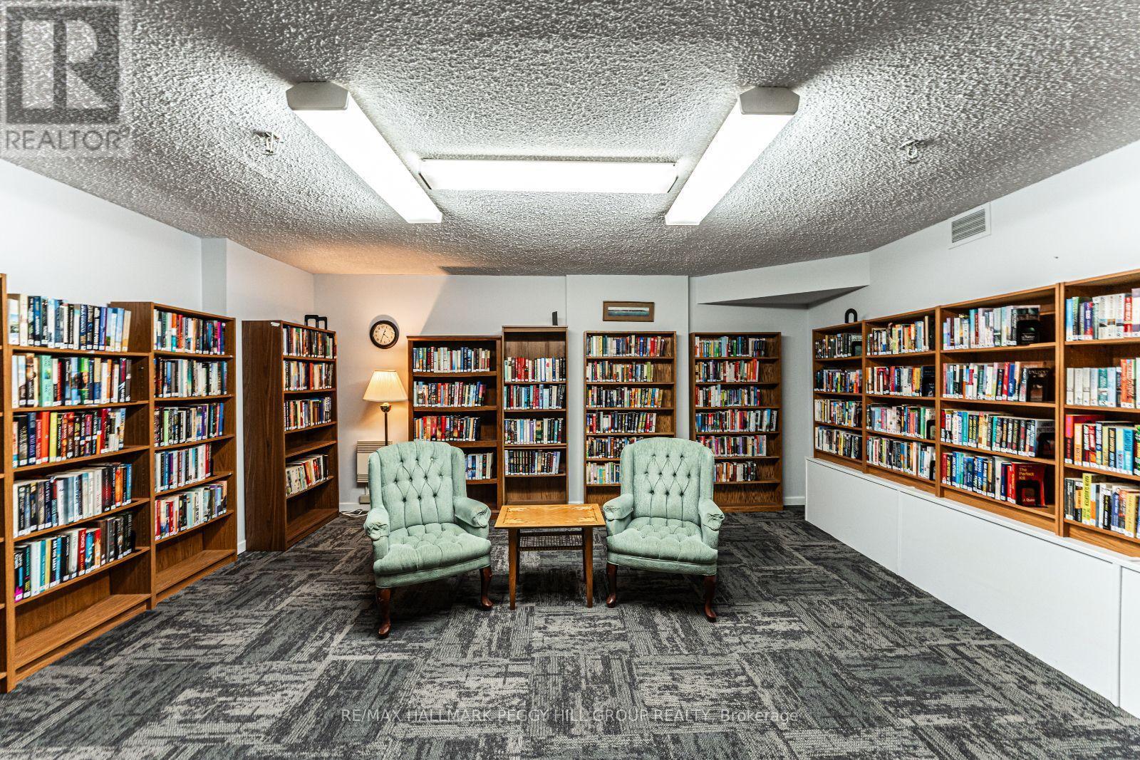 803 - 181 Collier Street, Barrie, ON - Indoor Photo Showing Office