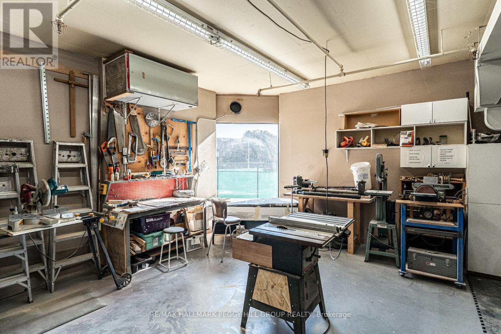 803 - 181 Collier Street, Barrie, ON - Indoor