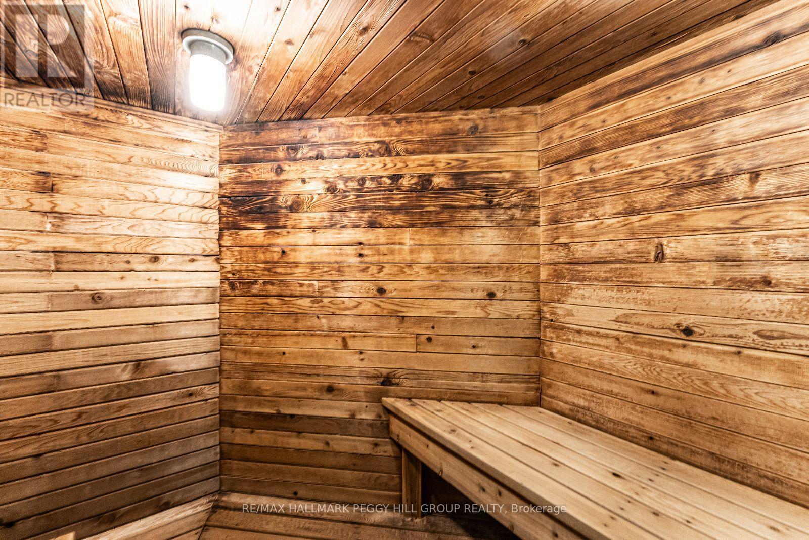 803 - 181 Collier Street, Barrie, ON - Indoor Photo Showing Other Room