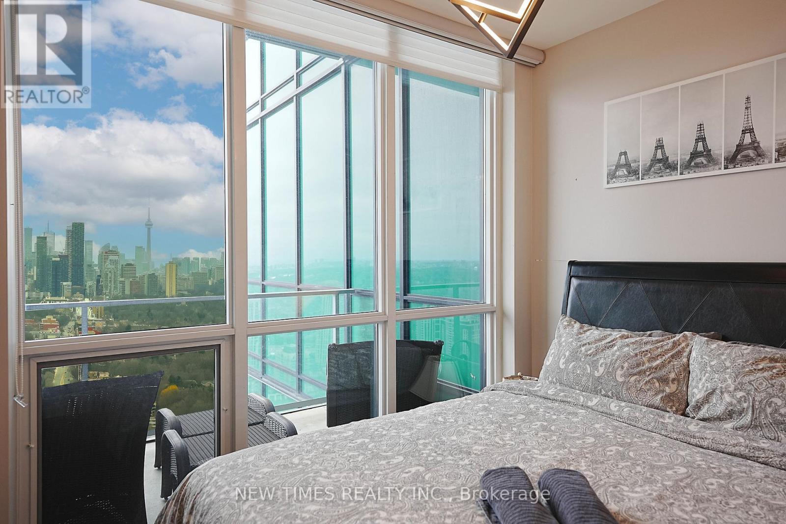 4202 - 9 Bogert Avenue, Toronto, ON - Indoor Photo Showing Bedroom