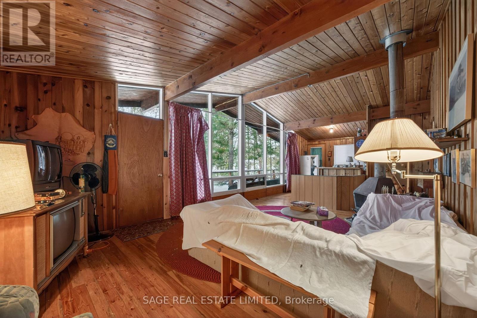 7856 Birch Drive, Ramara, ON - Indoor