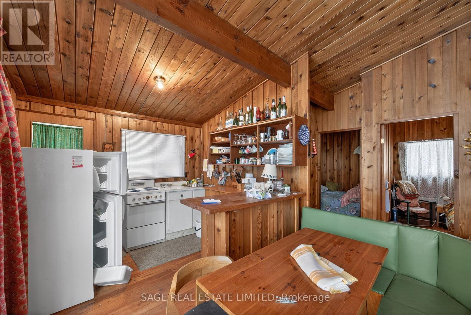 7856 Birch Drive, Ramara, ON - Indoor