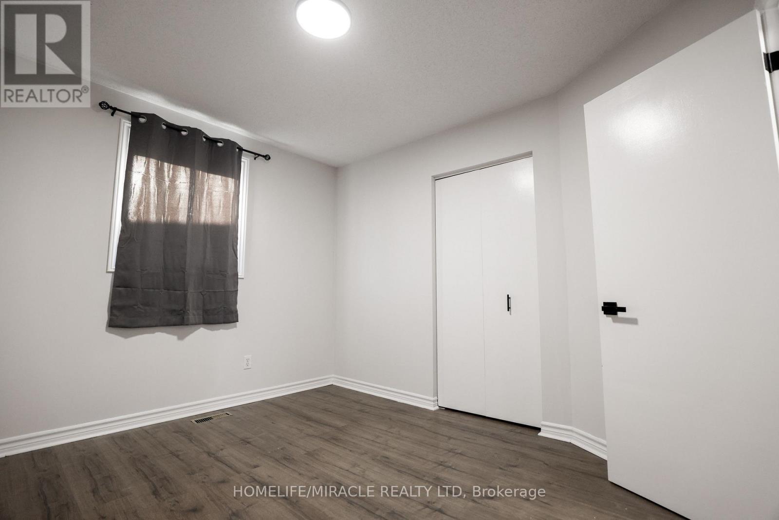 Main - 699 Classic Drive, London East, ON - Indoor Photo Showing Other Room