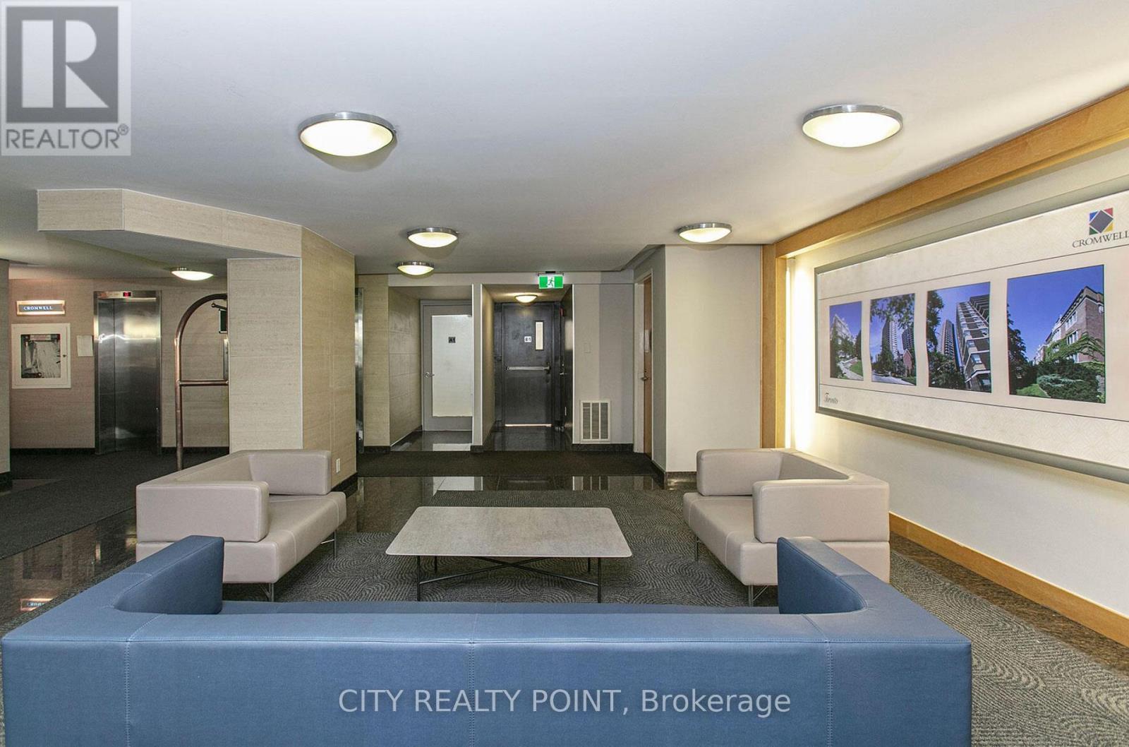 602 - 55 Isabella Street, Toronto, ON - Indoor Photo Showing Other Room