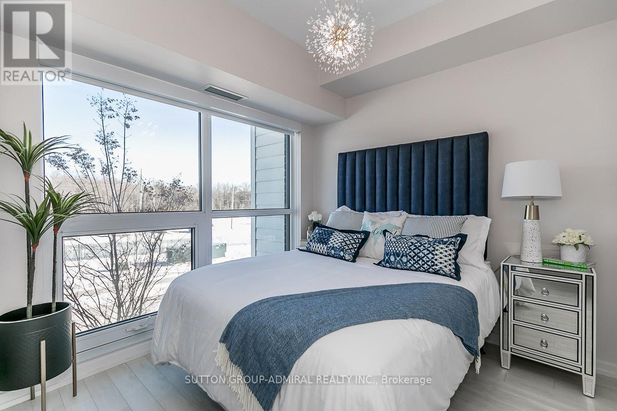A216 - 241 Sea Ray Avenue, Innisfil, ON - Indoor Photo Showing Bedroom