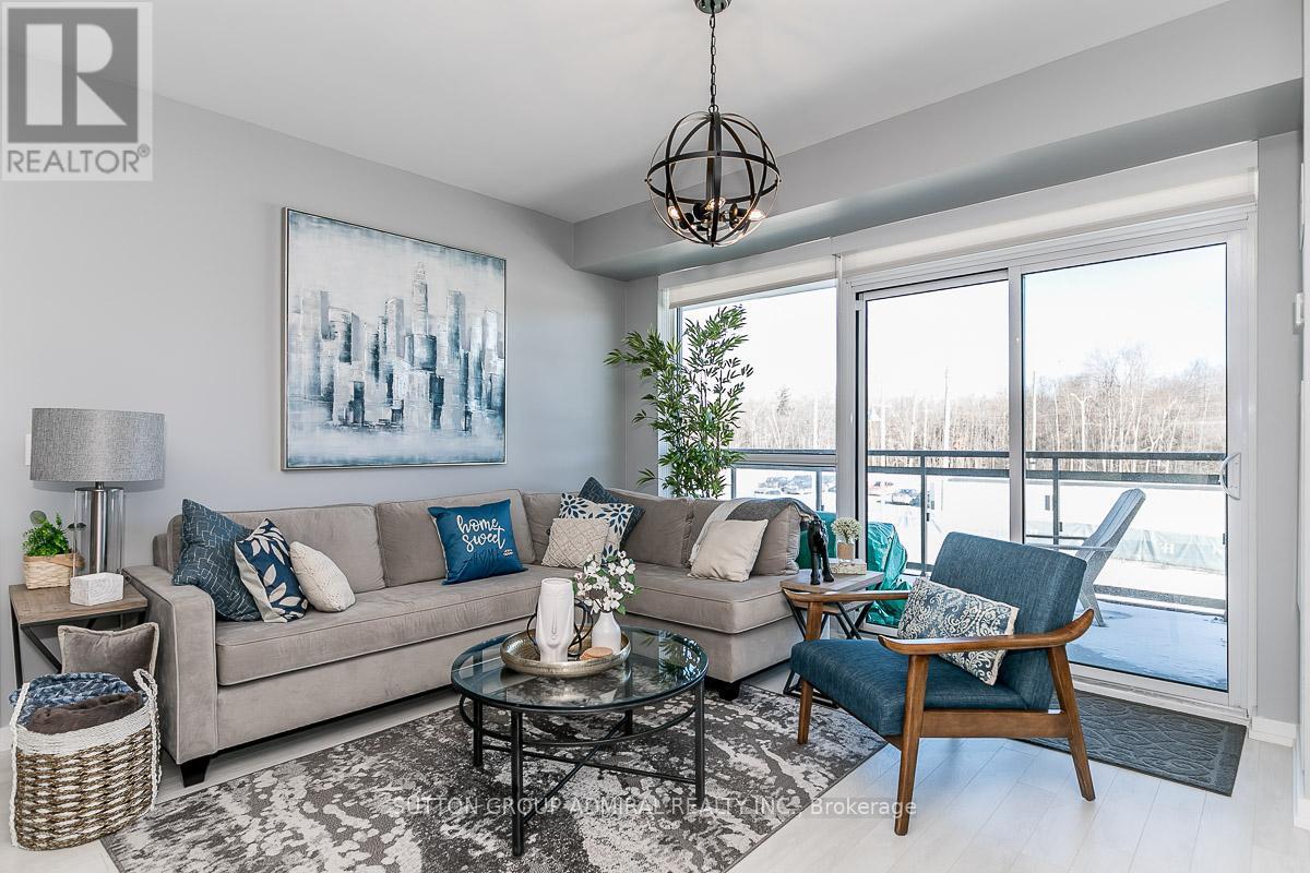 A216 - 241 Sea Ray Avenue, Innisfil, ON - Indoor Photo Showing Living Room