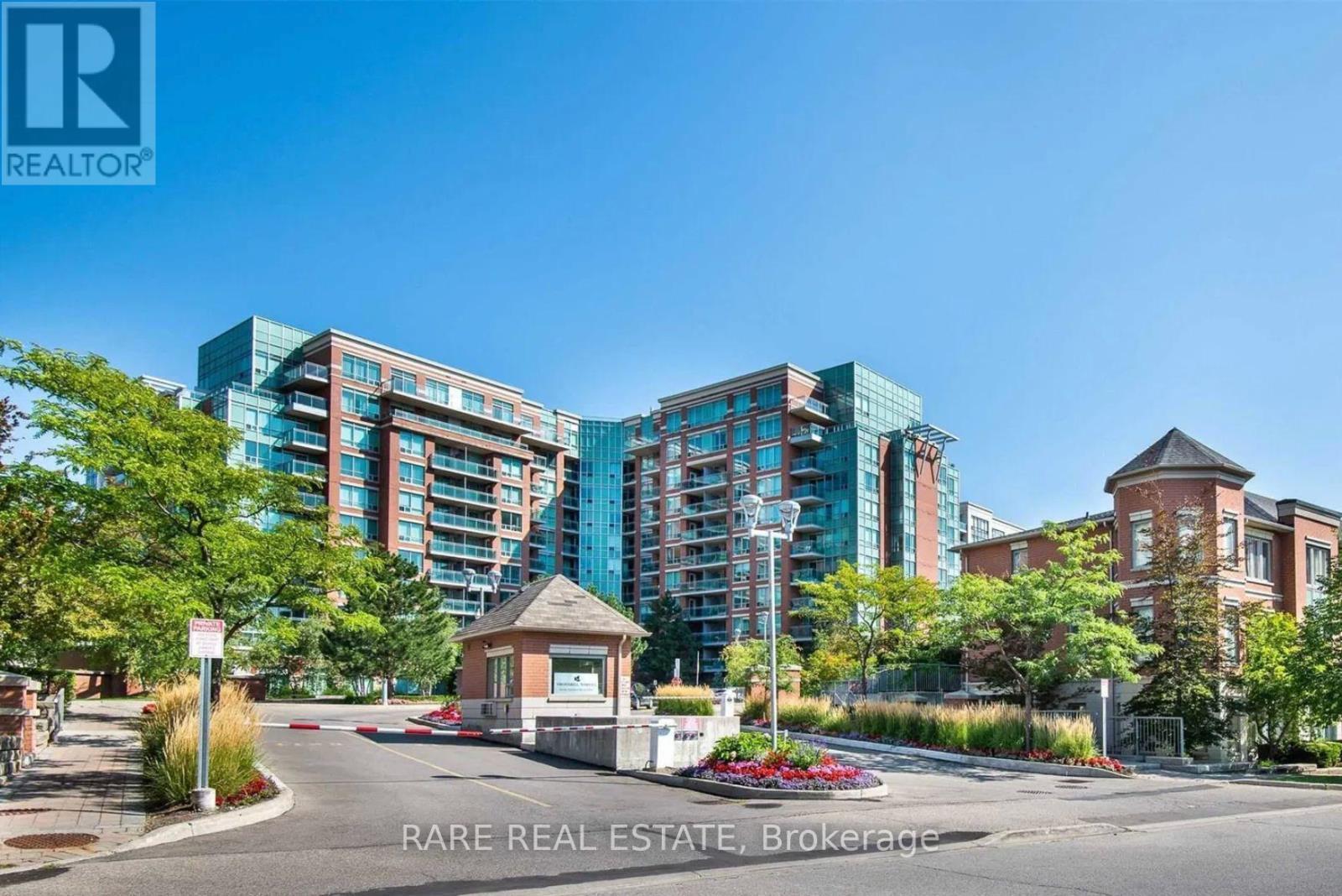 1015 - 62 Suncrest Boulevard, Markham, ON - Outdoor With Facade