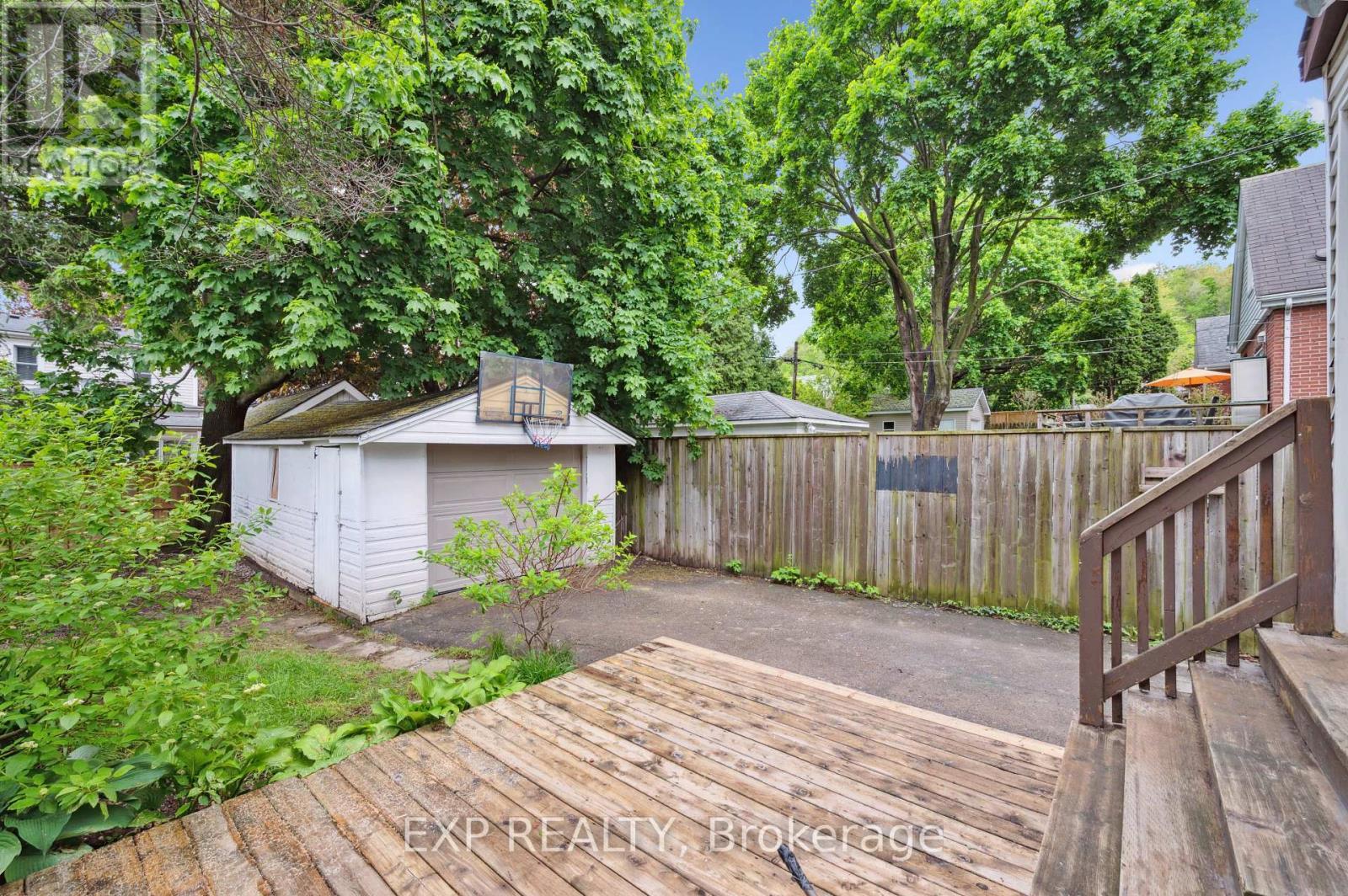 289 Houghton Avenue S, Hamilton, ON - Outdoor With Deck Patio Veranda