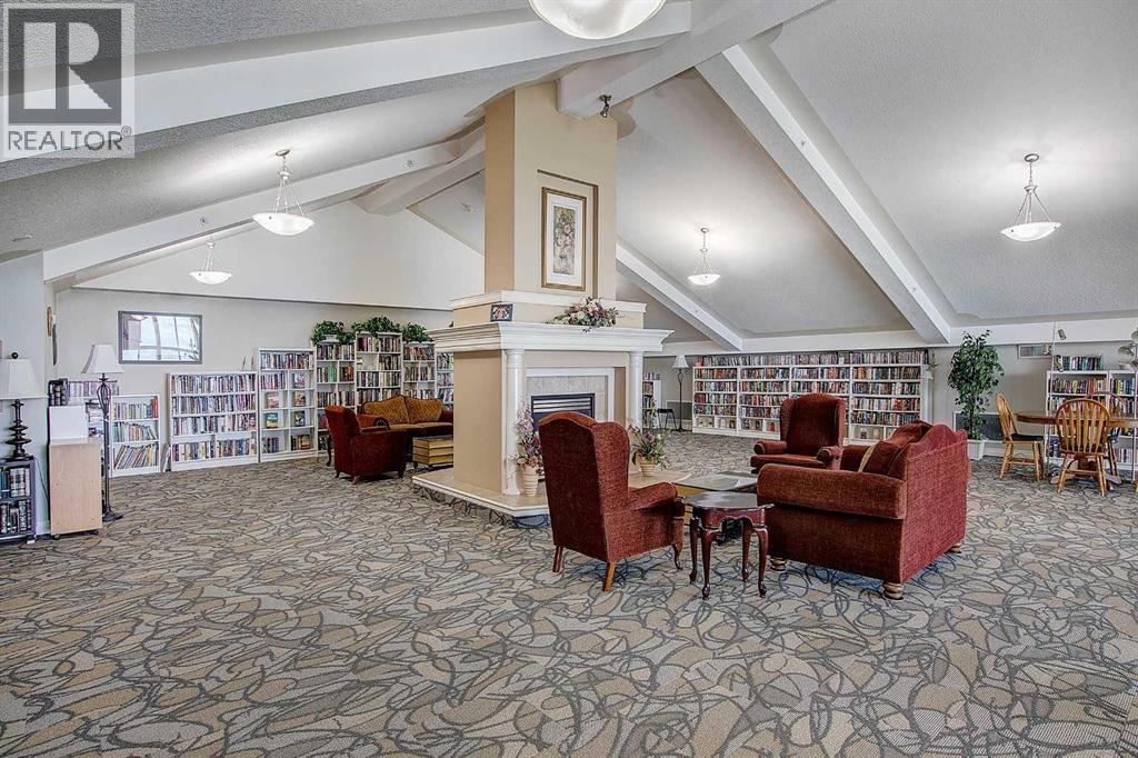 201, 223 Tuscany Springs Boulevard Nw, Calgary, AB - Indoor Photo Showing Other Room