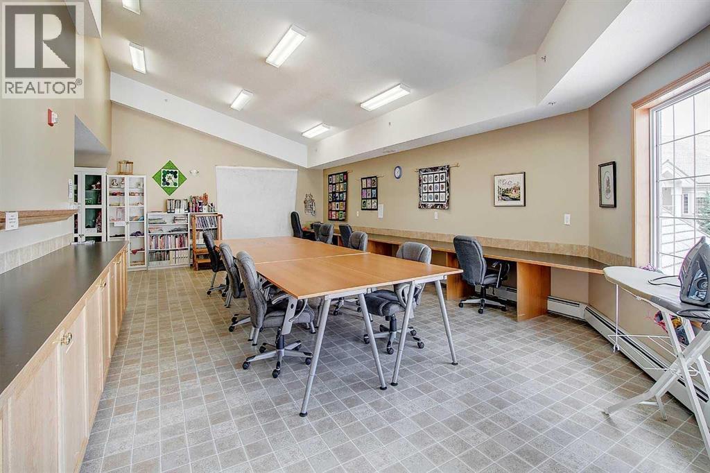 201, 223 Tuscany Springs Boulevard Nw, Calgary, AB - Indoor Photo Showing Other Room