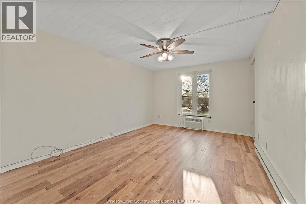 6550 Thornberry Unit# 6550, Windsor, ON - Indoor Photo Showing Other Room