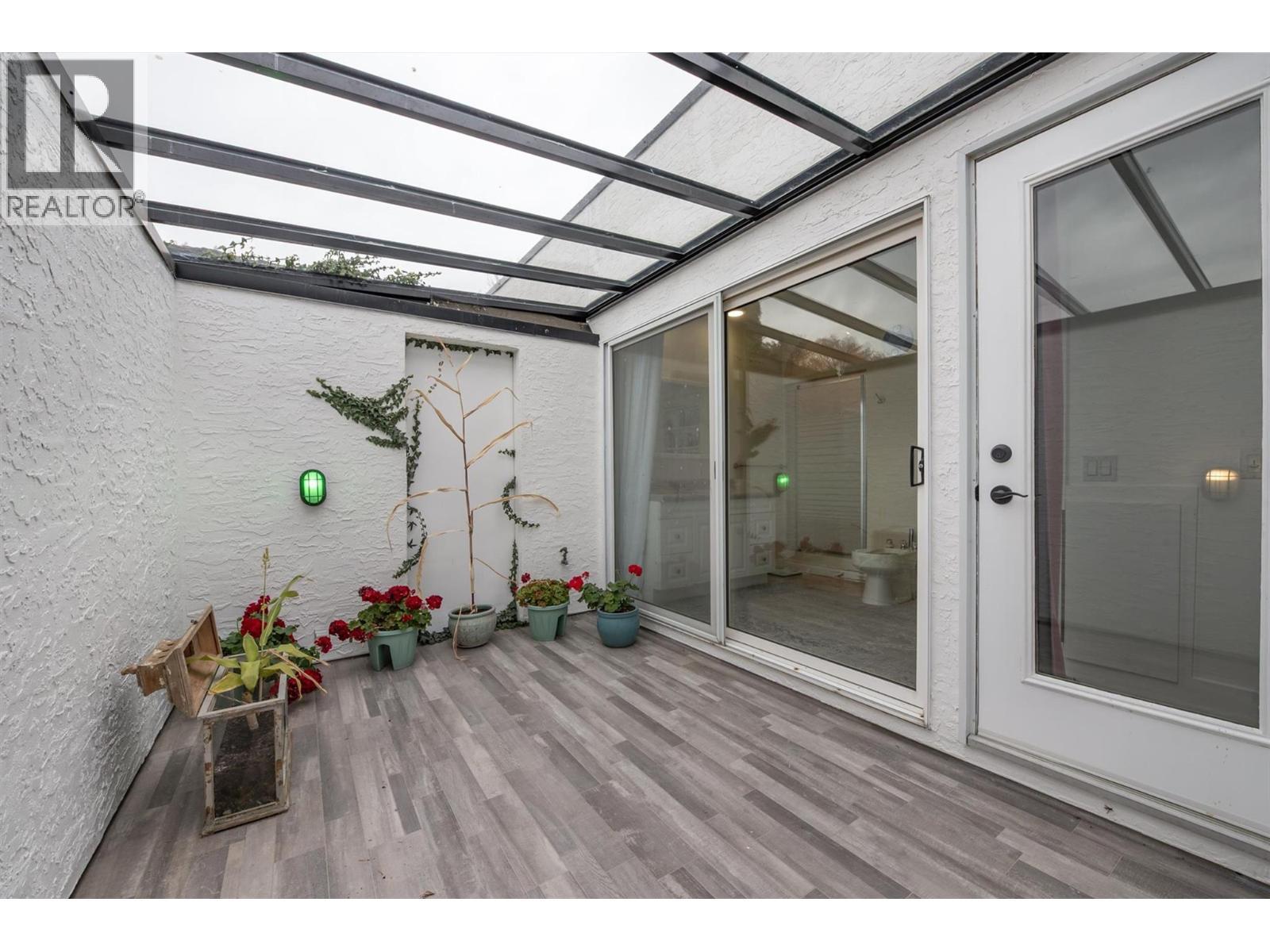 15 Traders Cove Road, Kelowna, BC - Outdoor