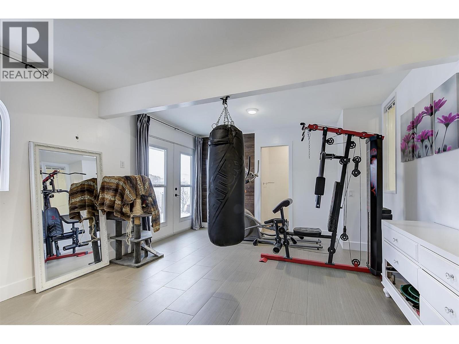 15 Traders Cove Road, Kelowna, BC - Indoor Photo Showing Gym Room