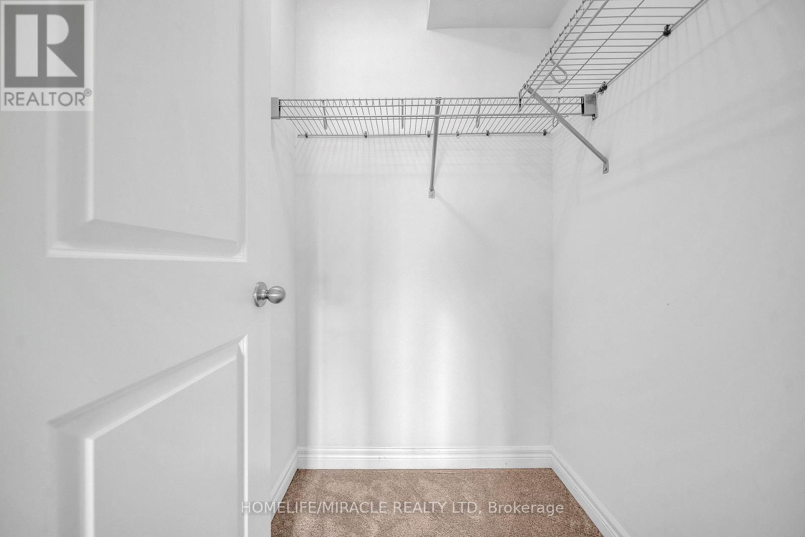 15 Finegan Circle, Brampton, ON - Indoor With Storage