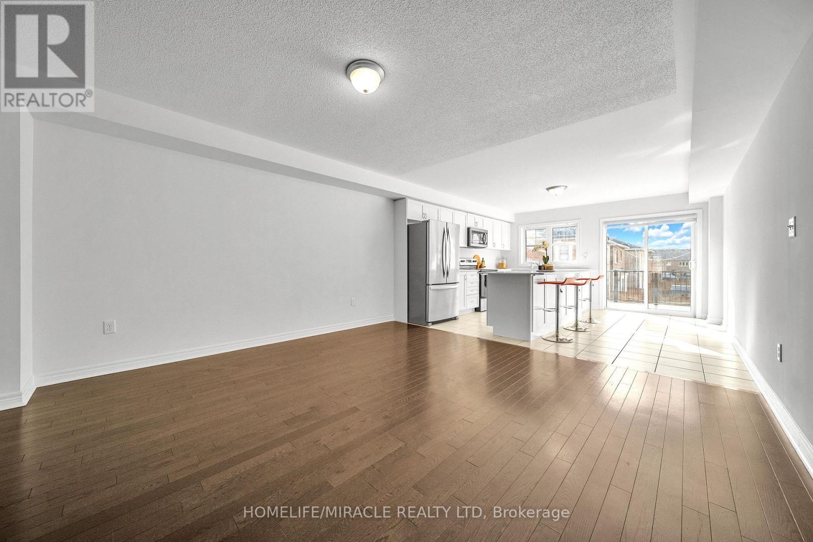 15 Finegan Circle, Brampton, ON - Indoor