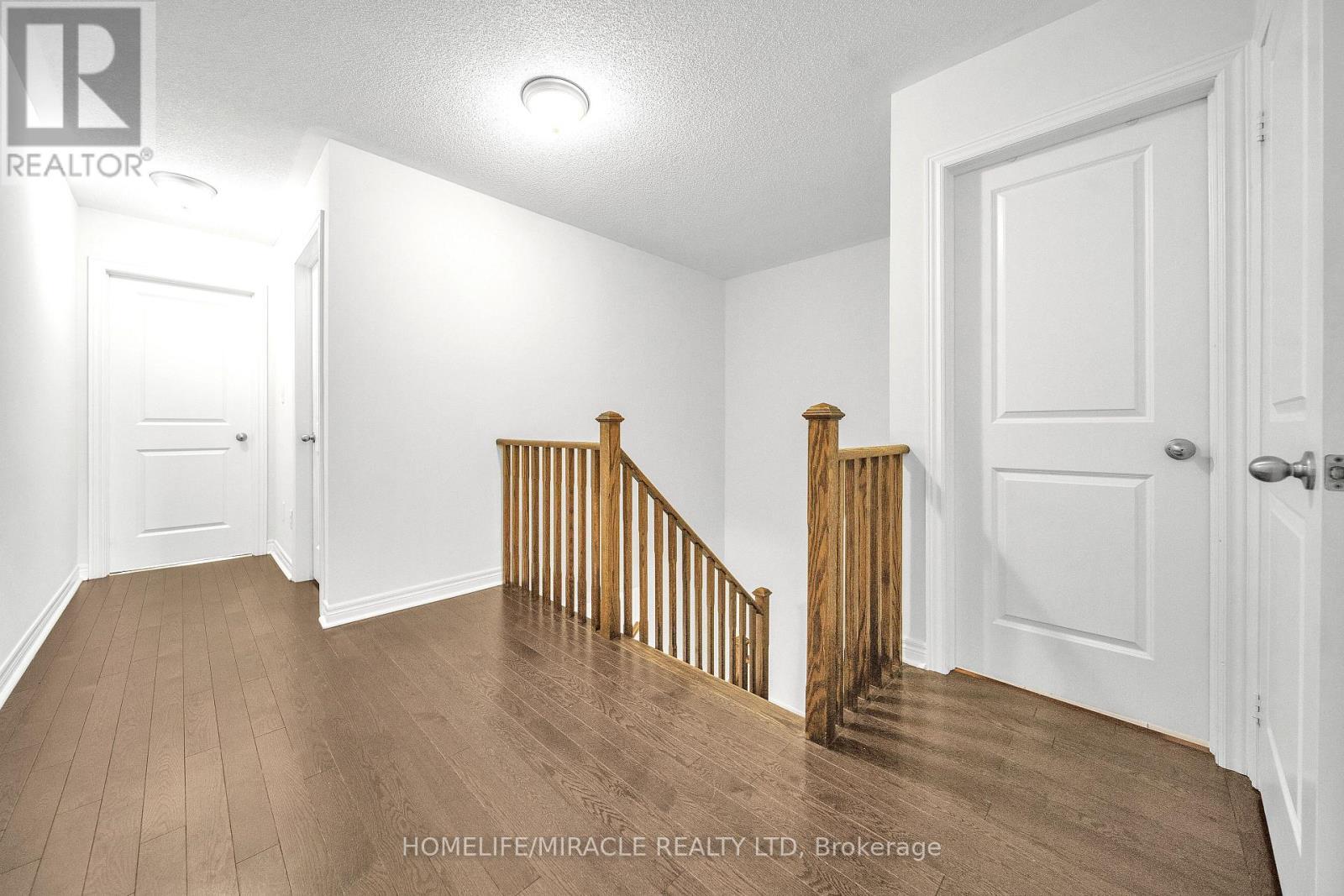 15 Finegan Circle, Brampton, ON - Indoor Photo Showing Other Room