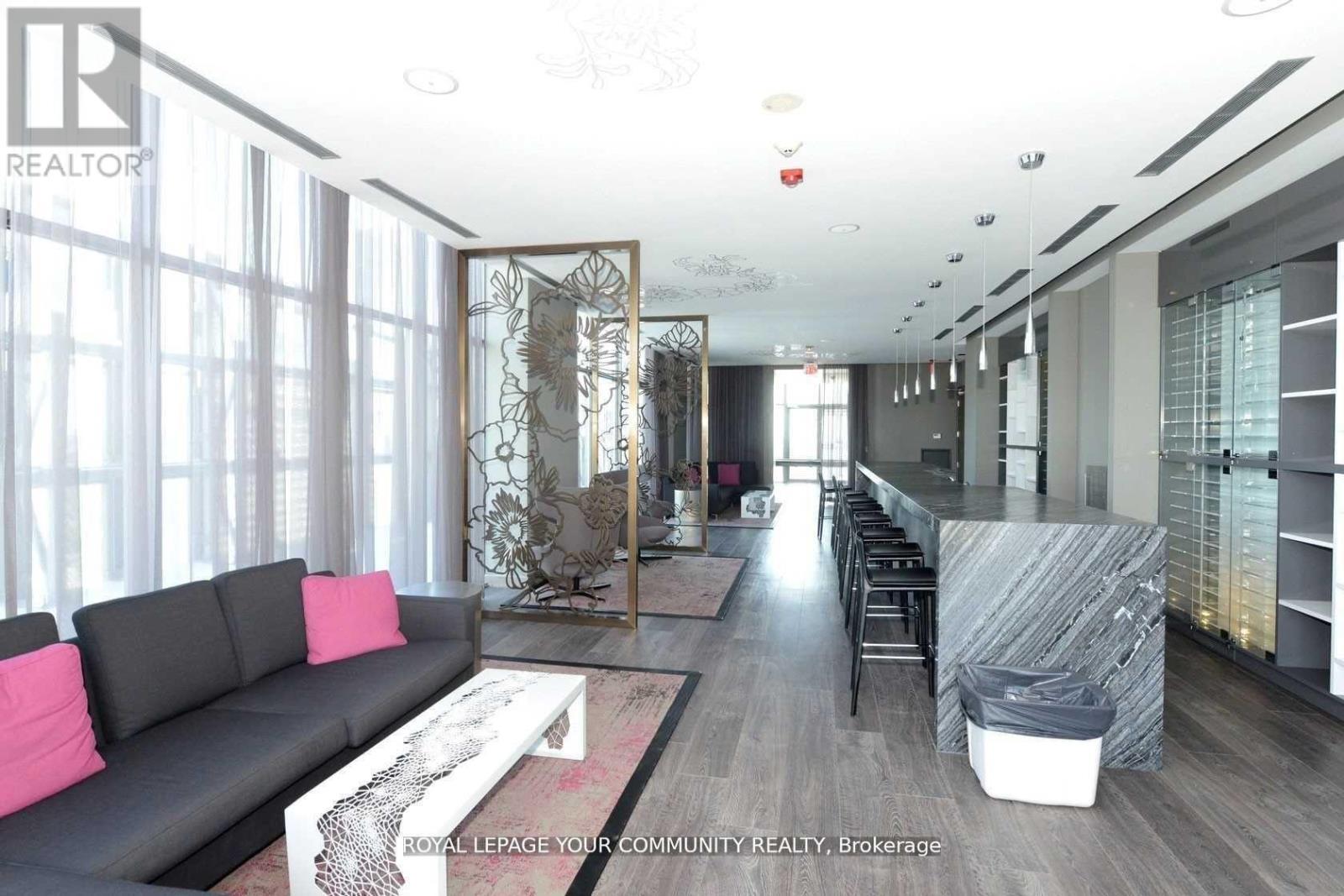 1708 - 1080 Bay Street, Toronto, ON - Indoor