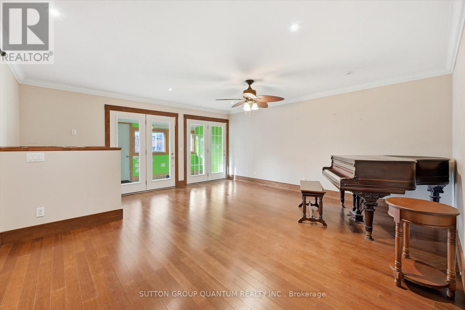 480 Nelson Avenue, Burlington, ON - Indoor Photo Showing Other Room