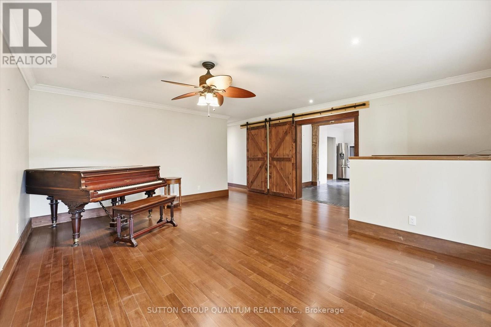 480 Nelson Avenue, Burlington, ON - Indoor Photo Showing Other Room