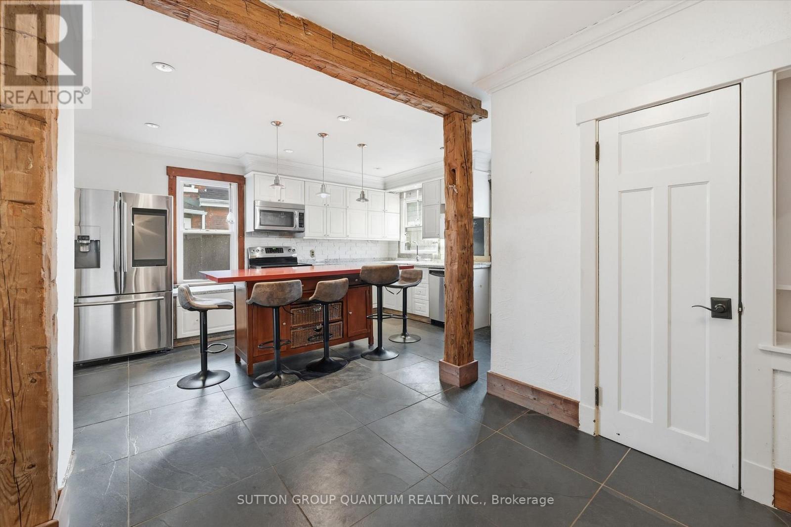 480 Nelson Avenue, Burlington, ON - Indoor Photo Showing Other Room