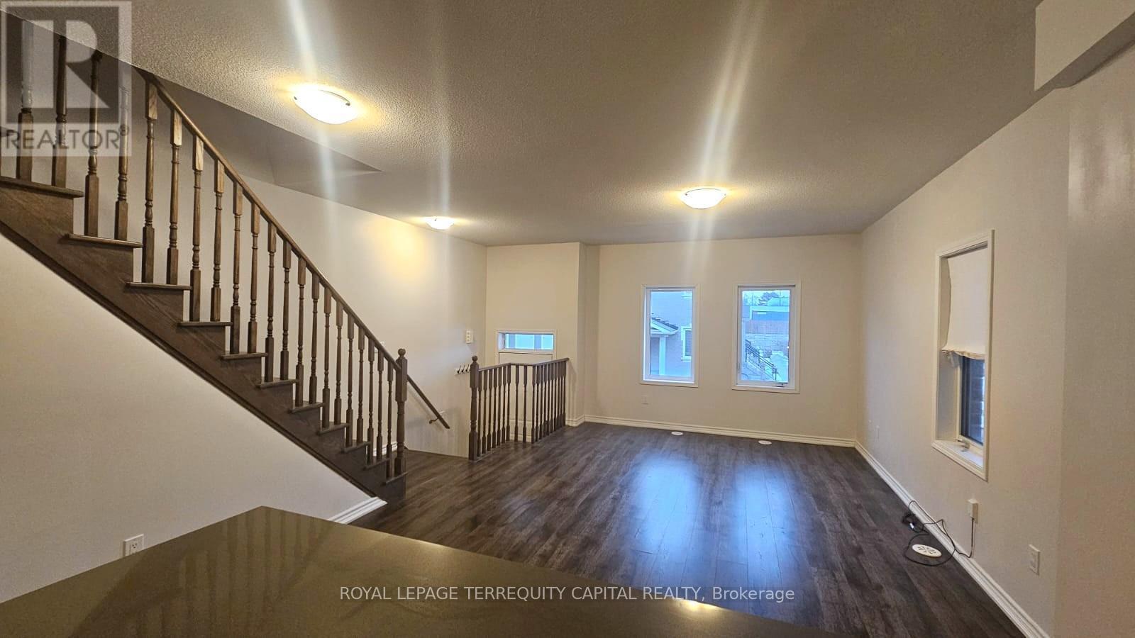 12 Dunsley Way, Whitby, ON - Indoor Photo Showing Other Room