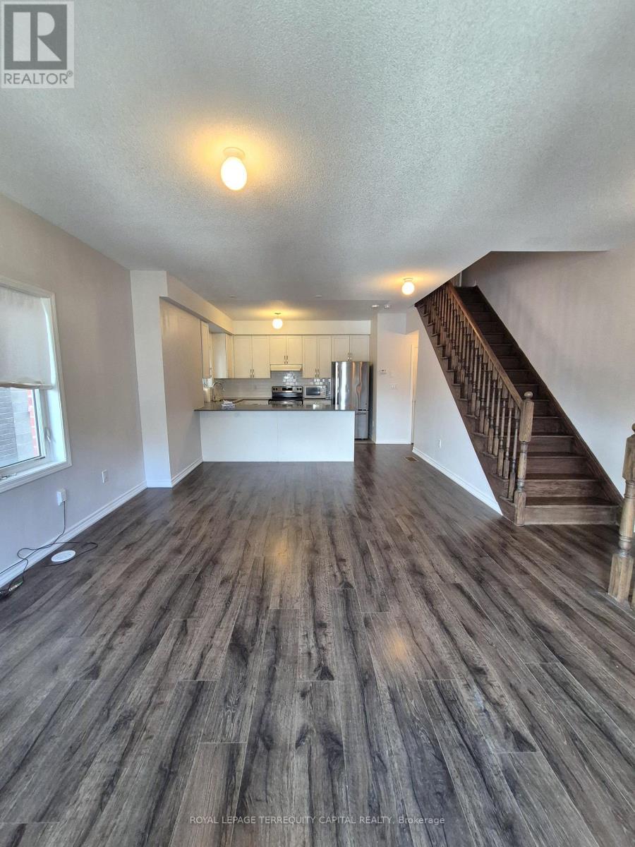 12 Dunsley Way, Whitby, ON - Indoor Photo Showing Other Room