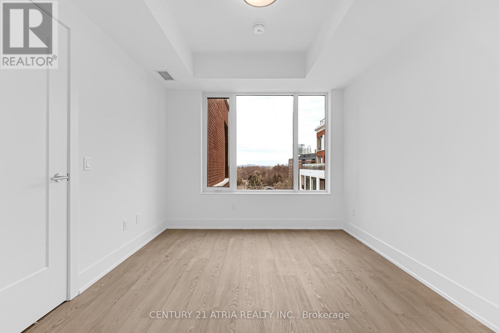 629 - 259 The Kingsway, Toronto, ON - Indoor Photo Showing Other Room