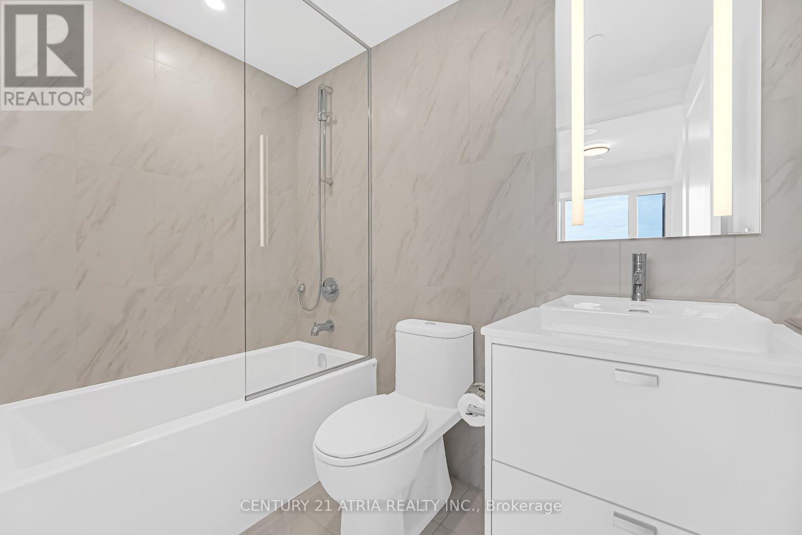 629 - 259 The Kingsway, Toronto, ON - Indoor Photo Showing Bathroom