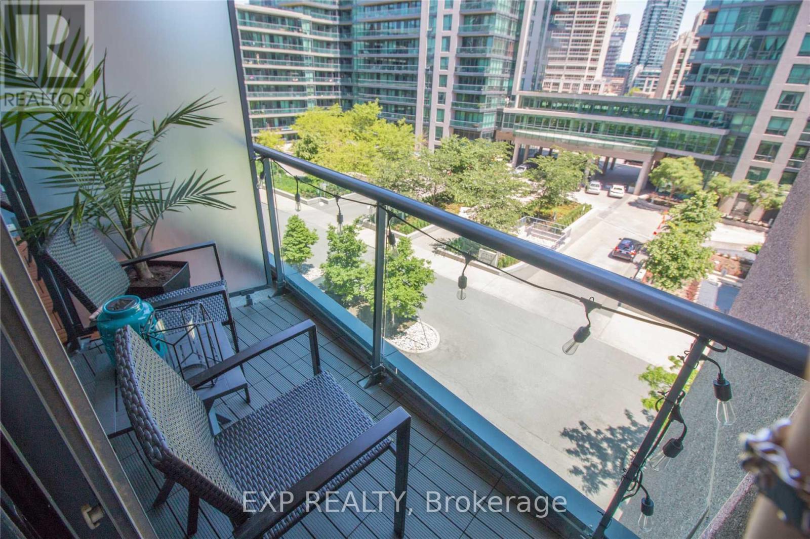 506 - 219 Fort York Boulevard, Toronto, ON - Outdoor With Balcony