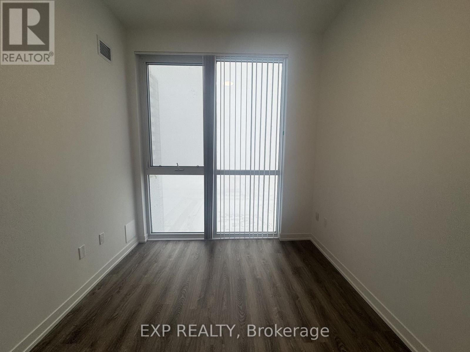 3611 - 8 Interchange Way, Vaughan, ON