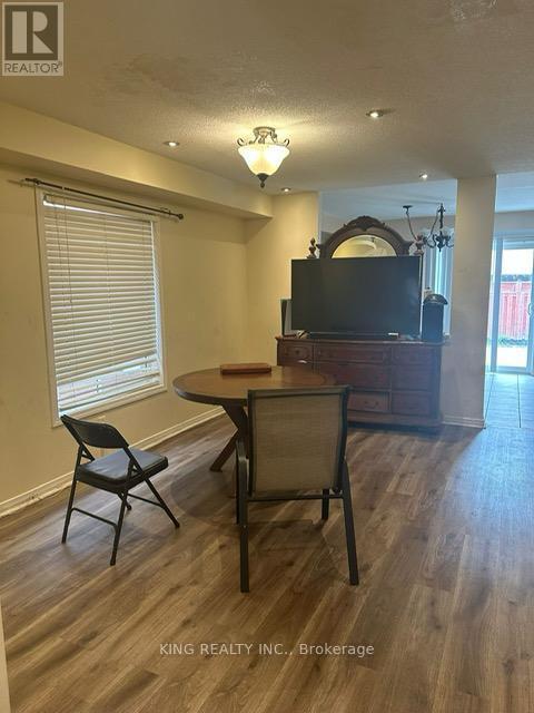 74 Pauline Crescent, Brampton, ON - Indoor Photo Showing Other Room