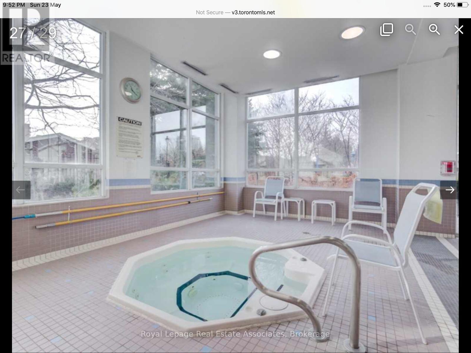 2510 - 3504 Hurontario Street, Mississauga, ON - Indoor Photo Showing Other Room