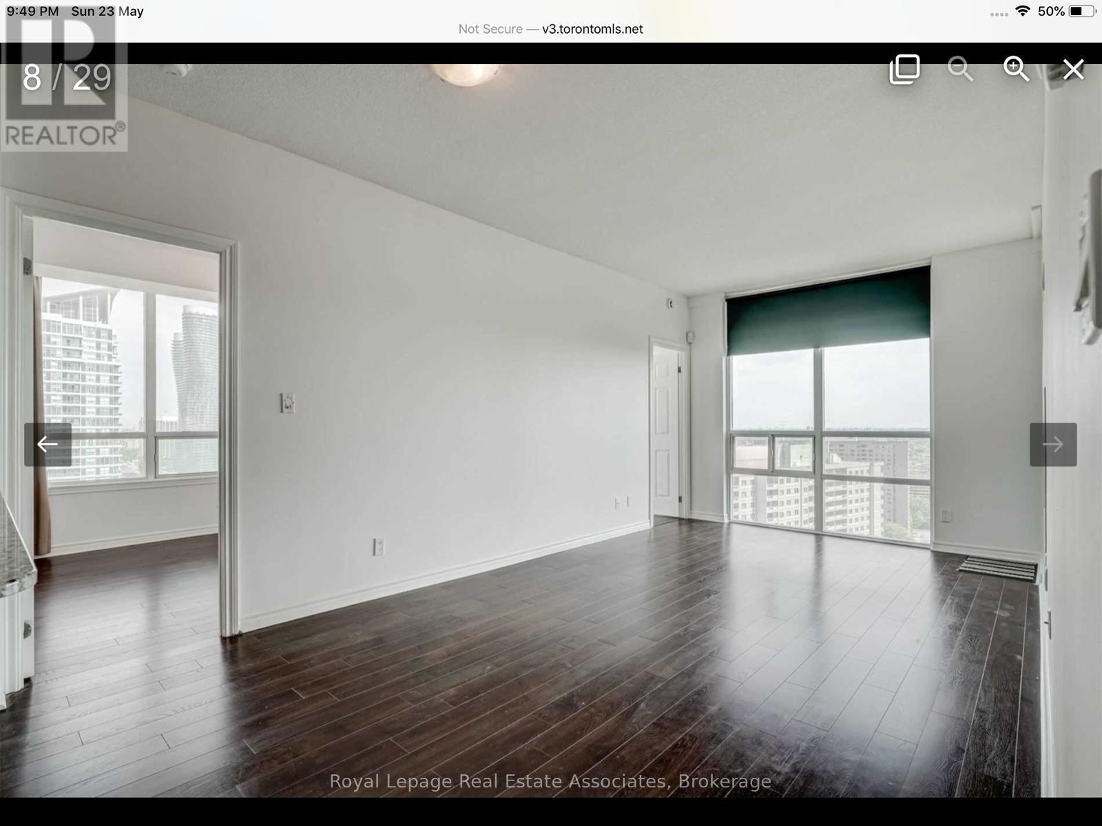 2510 - 3504 Hurontario Street, Mississauga, ON - Indoor Photo Showing Other Room