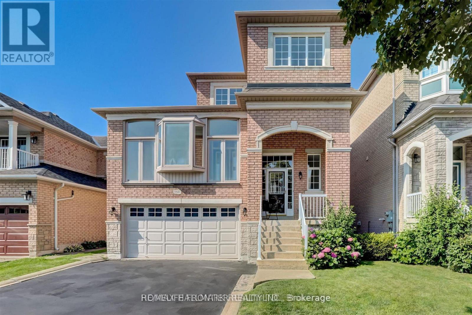 5548 Heathcote Walk, Mississauga, ON