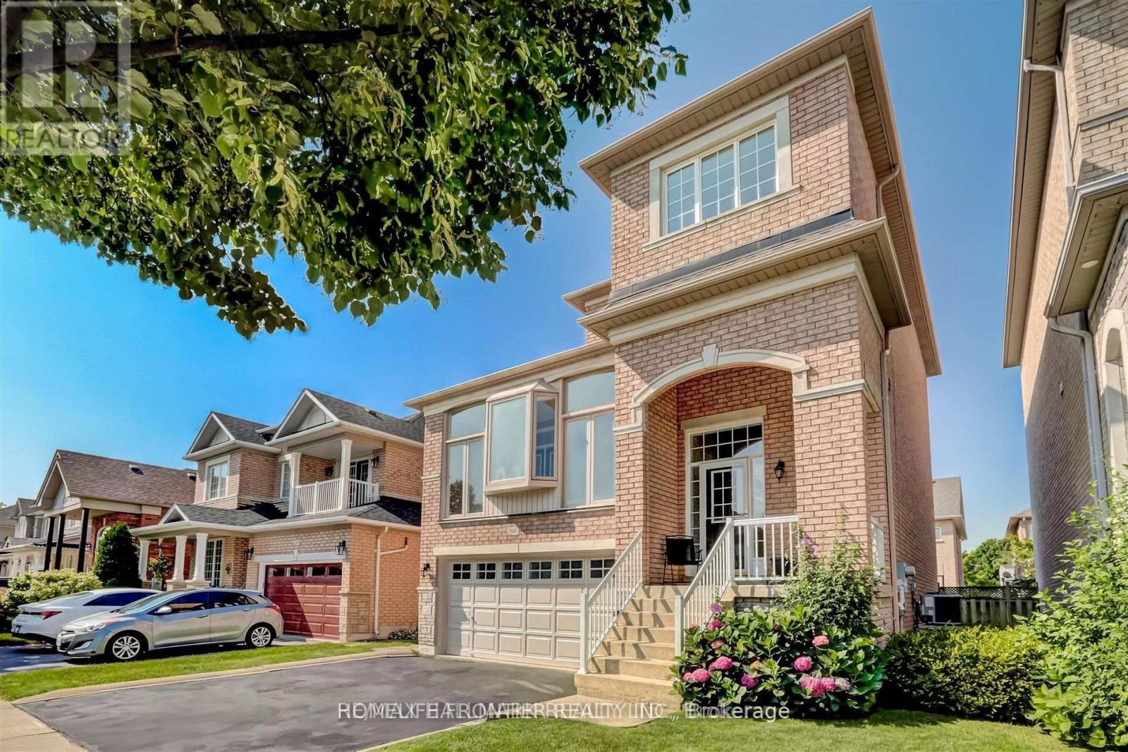 5548 Heathcote Walk, Mississauga, ON