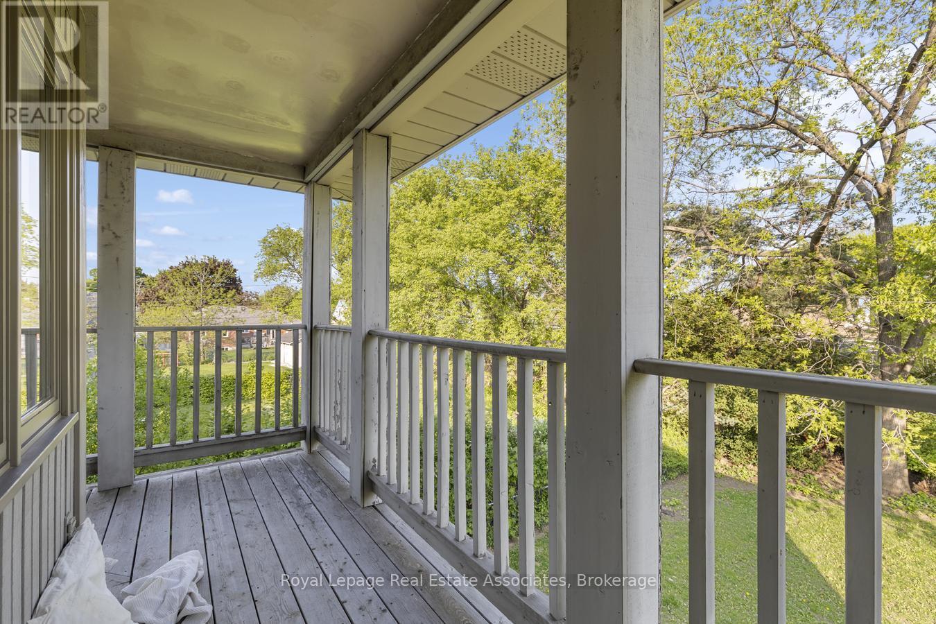 938 Henley Road, Mississauga, ON - Outdoor With Balcony With Exterior
