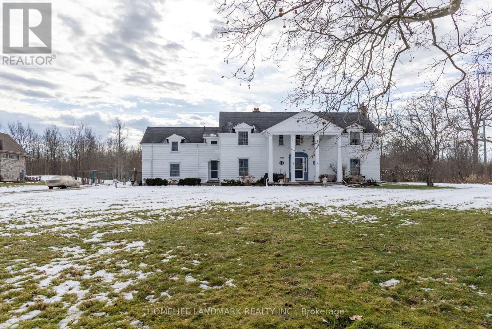 1927 Niagara Parkway, Fort Erie, ON - Outdoor