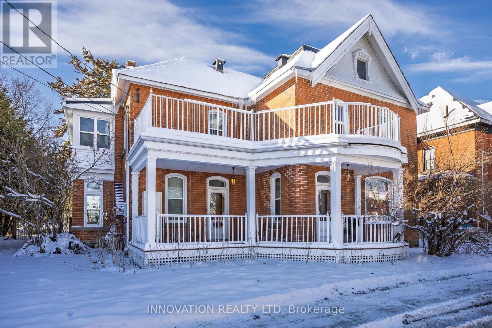 10 Rochester Street, Carleton Place, ON - Outdoor With Deck Patio Veranda With Facade
