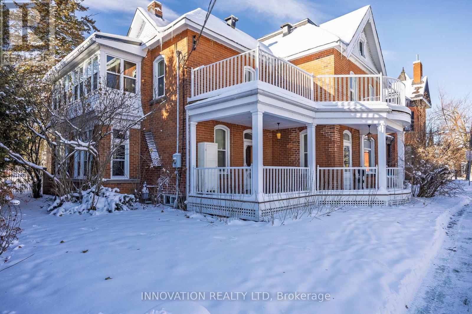 10 Rochester Street, Carleton Place, ON - Outdoor With Deck Patio Veranda With Facade