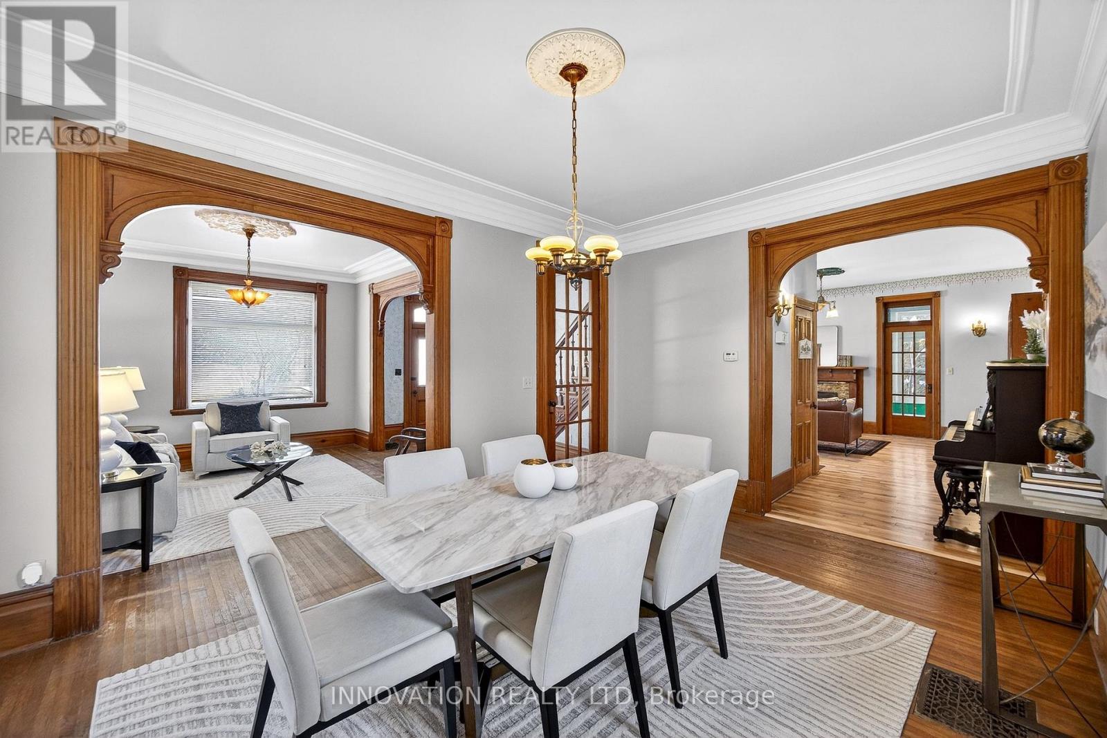 10 Rochester Street, Carleton Place, ON - Indoor Photo Showing Dining Room