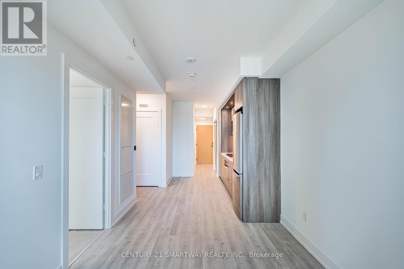 1111 - 60 Central Park Roadway, Toronto, ON - Indoor Photo Showing Other Room