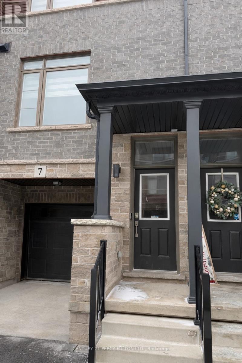 575 Woodward Avenue, Hamilton, ON