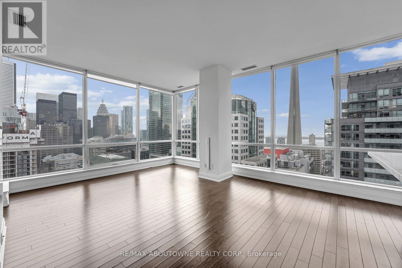2912 - 80 John Street, Toronto, ON - Indoor Photo Showing Living Room