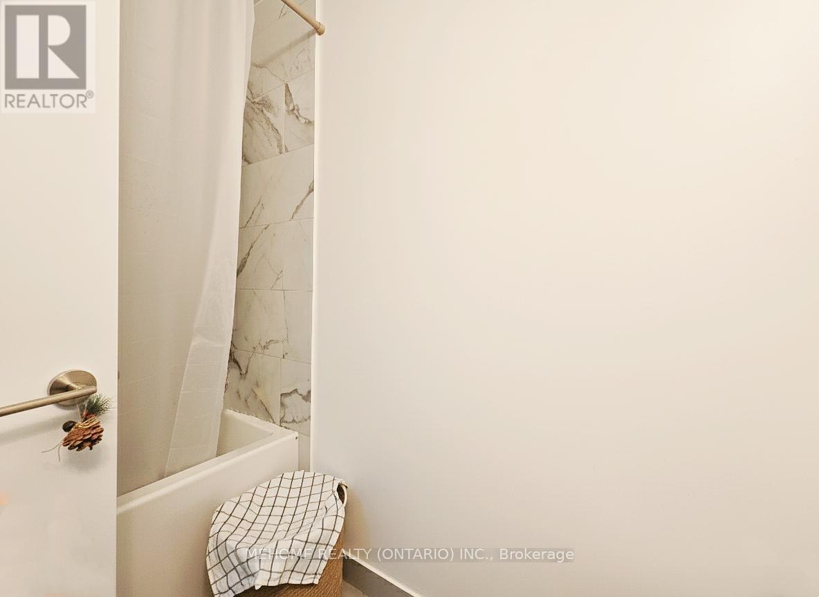 1204 - 32 Forest Manor Road, Toronto, ON