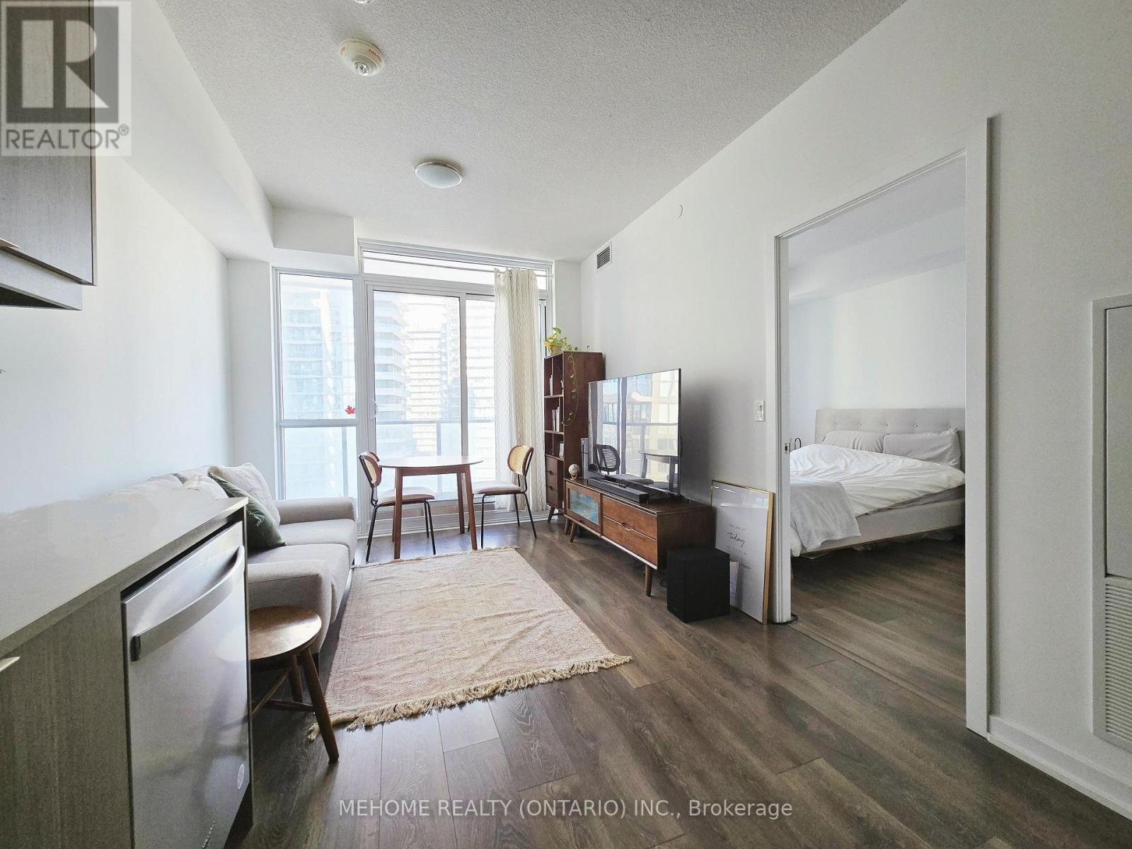 1204 - 32 Forest Manor Road, Toronto, ON