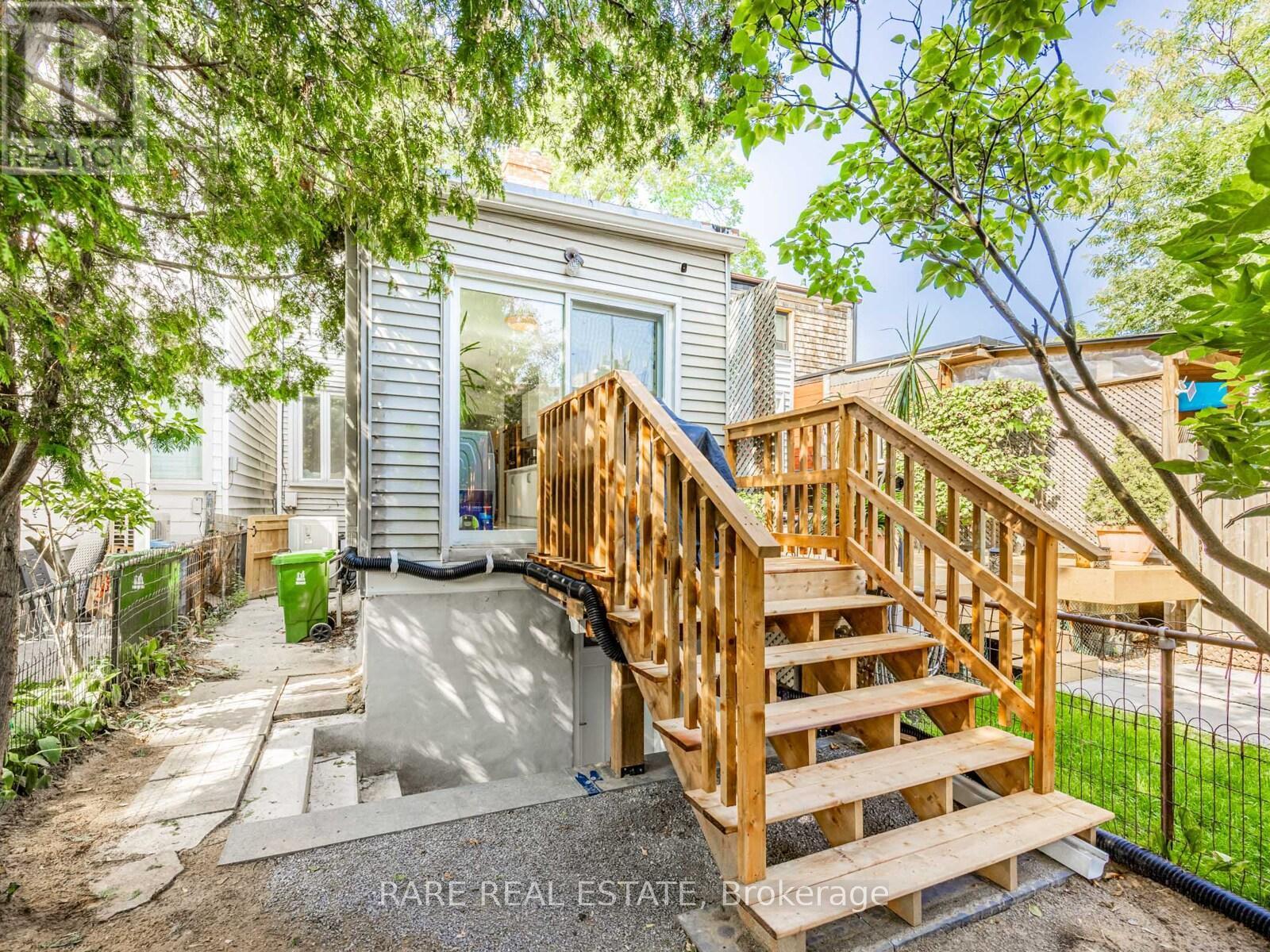 Lower - 727 Rhodes Avenue, Toronto, ON - Outdoor