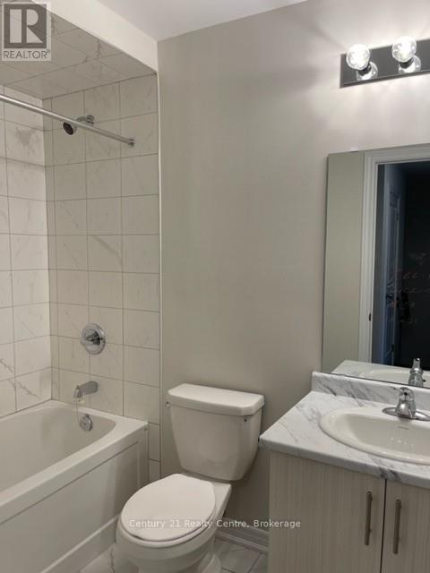 6 Mockingbird Lane, Hamilton, ON - Indoor Photo Showing Bathroom