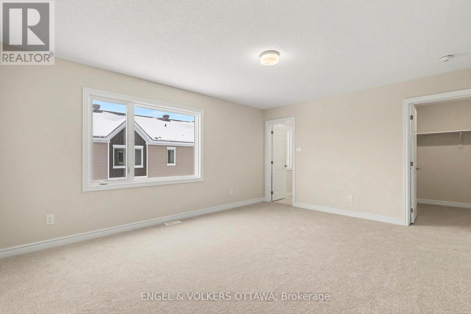 414 Broadcast Avenue, Ottawa, ON - Indoor Photo Showing Other Room