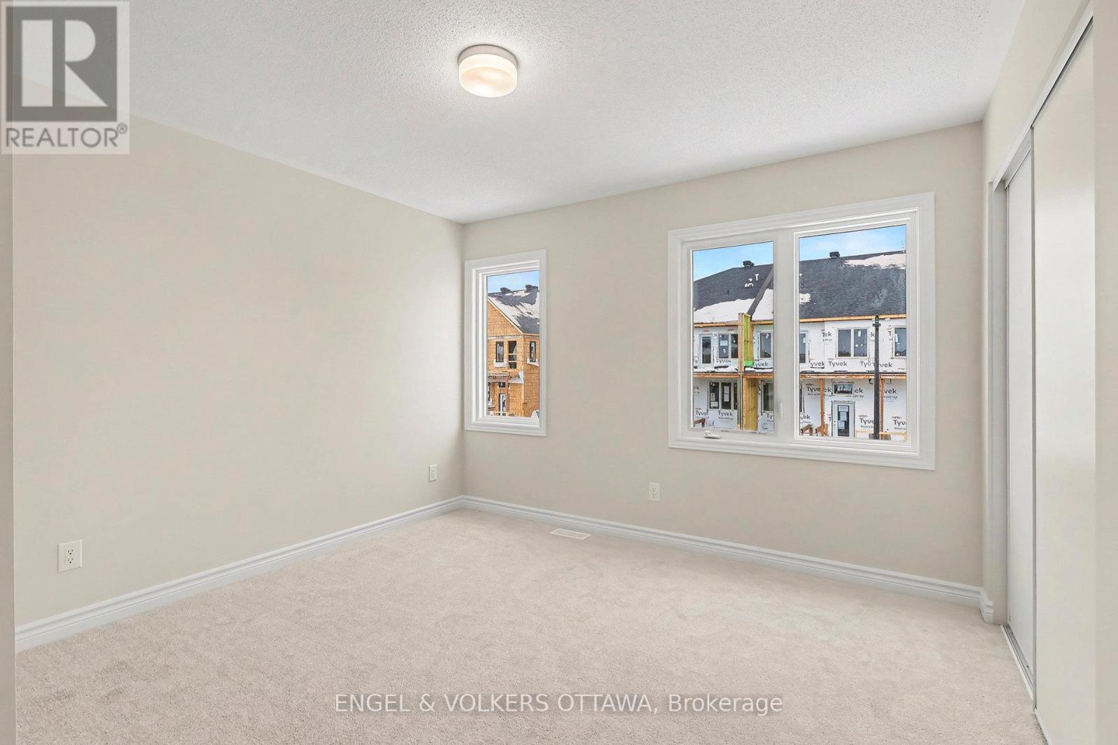 414 Broadcast Avenue, Ottawa, ON - Indoor Photo Showing Other Room